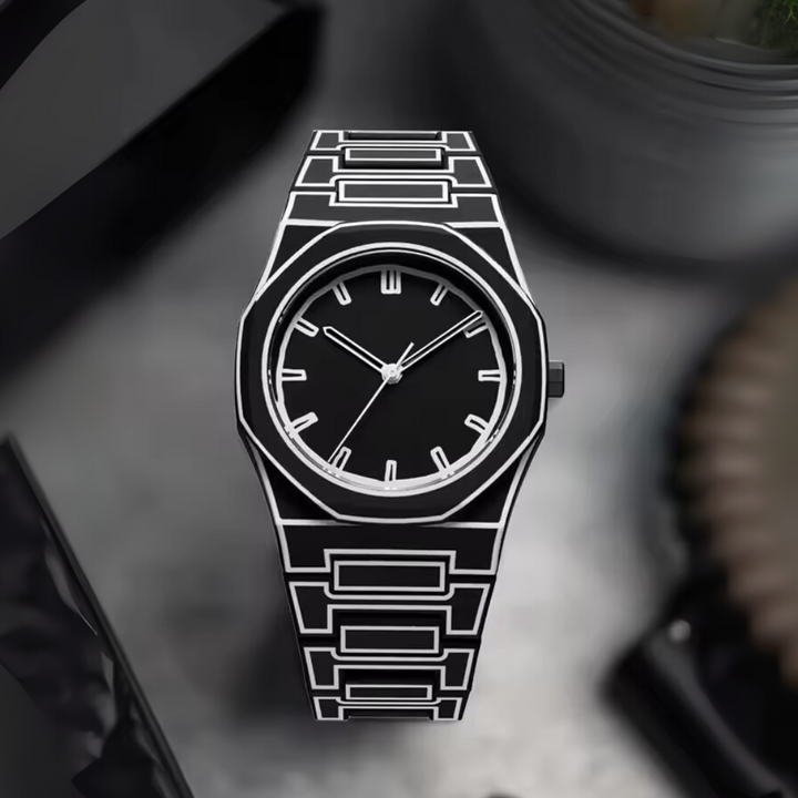Noir Outline Watch